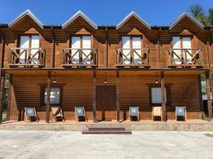 Брусний View House