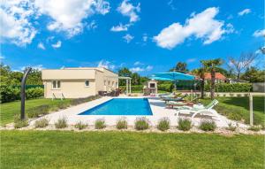 Awesome Home In Bale With Wifi, Private Swimming Pool And Outdoor Swimming Pool