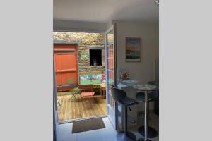Appartements T2 rue du port de Cancale en baie du Mont Saint Michel : photos des chambres