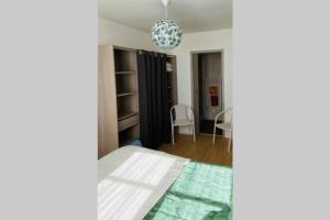 Appartements T2 rue du port de Cancale en baie du Mont Saint Michel : photos des chambres