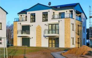 1 Bedroom Nice Apartment In Rechlin - Zielow