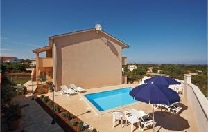 5 Bedroom Stunning Home In Liznjan - Prázdninové domy, Ližnjan