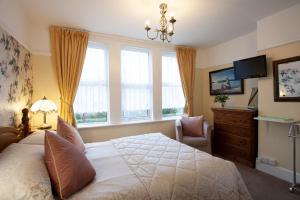 Large Double Room room in Amberlea Guest House