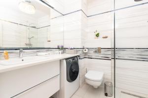 Apartamenty blisko Starego Miasta Angielska Grobla by Renters