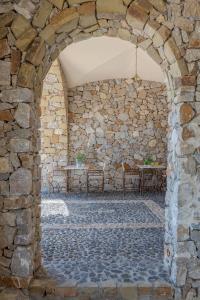 Epavlis Hotel & Spa Santorini Greece
