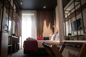 Twin Room with Balcony room in 34 GuestHouse