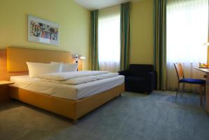 Room #6103232 room in IntercityHotel Düsseldorf