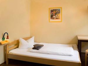 Acama Hotel Hostel Kreuzberg Berlin Ab 28 Agoda Com