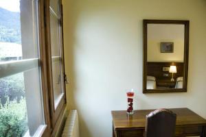 Room #24494013 room in Hotel Santa Bàrbara De La Vall D'ordino