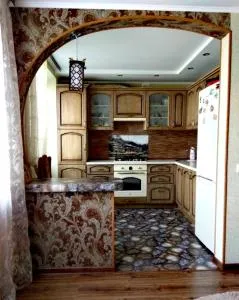 Здається подобово 3кімнатна квартира з wifi i екслюзивним ремонтом,є кімната гардероб,спальня і кімната,санвузол і ванна також парковочне місце - بوتوساني