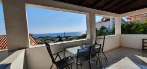  private flat with amazing view, Pension in Anavyssos