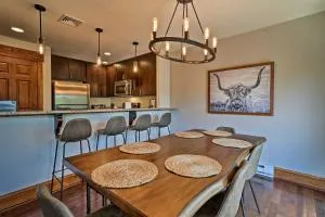 Retreat with Game Room and Deck, 1 Mi to Camelback - Crescent Lake