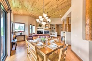 Torreon Townhome with Balcony Hike, Fish and Unwind!