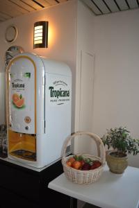 Hotels Face West Le Pontet : photos des chambres