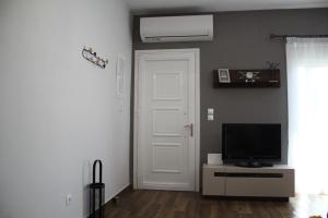 Meteora Rocks Apartment 1