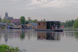 Houseboats apartament pływający w Marinie Oława