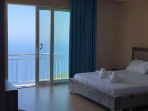 Hotel Keshtjella Llogara