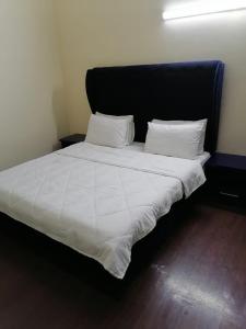 Deluxe Single Room room in Mortal Hotel