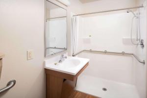 WoodSpring Suites Raleigh Northeast Wake Forest