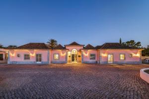 Triple Room with Pool View room in Quinta de Santa Margarida - Charm Country House