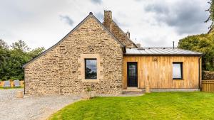 Maisons de vacances Les prairies du Mont -La vallee Saint Pierre : Maison 2 Chambres