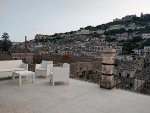 Casa Mavì Limite delle due Matrici