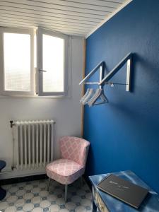 Maisons d'hotes STUDIO coquet Terrasses de Saint Germain : photos des chambres