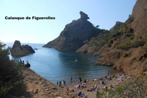 Particulier loue T3 en rez de jardin à 30 mètres de la plage avec un double box