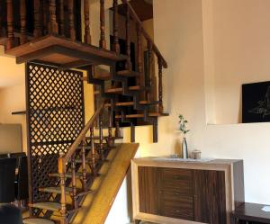 APARTMAN 4.