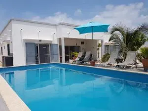 Villa JAJA Piscine-Climatisation - Guéréo