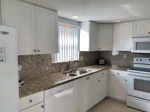 Two-Bedroom Villa room in Island House Beach Resort 18