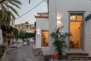 NESEA Boutique Apartments Hydra Greece