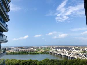 Gold Coast PIK Sea View Apartments by LongeSuites