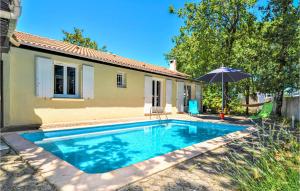 Maisons de vacances Stunning home in St,Paul-Trois-Chteaux with 4 Bedrooms, WiFi and Outdoor swimming pool : photos des chambres