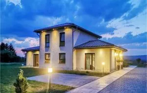 Awesome Apartment In Harzgerode - Dankerode