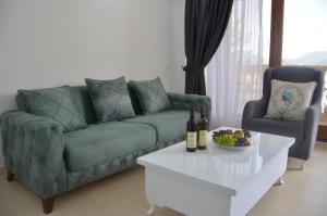 Andaluni Beach Apartments