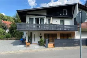 SUNSIDE Idyllisches Apartment am Wasser - 贝格施特拉瑟黑彭海姆