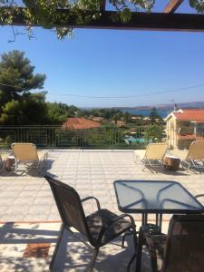 Despina Studios and Apartments