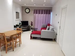 Alhambra Suite - Sproughton