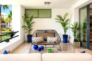 Polo Royale Waterfront Luxury Apt - 3 terraces and pool