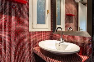 Piazza Yenne Apartment img8