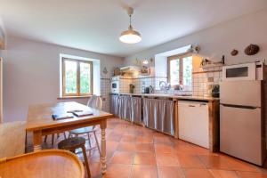 Appartements La Bergerie apartment in an old farmhouse! : photos des chambres