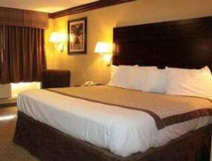 Room #133966011 room in Days Inn by Wyndham Lake Charles