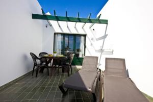 Club Valena 3, modern apartment, Wifi, close to amenities, beach at Matagorda