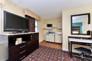 Room #31216609 room in America Best Value Inn New London