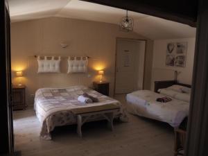 B&B / Chambres d'hotes Les Perrieres : photos des chambres