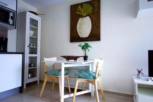 Book Jet - HIBISCUS BEACH FRONT