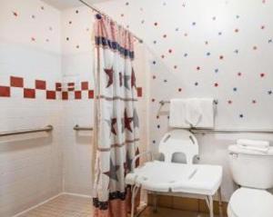 Rodeway Inn & Suites Madison East