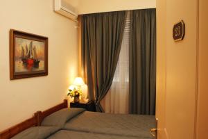 Double or Twin Room with External Bathroom room in Art Gallery Hotel