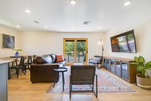Two Bedroom Apartment  room in Modern Mesa #6